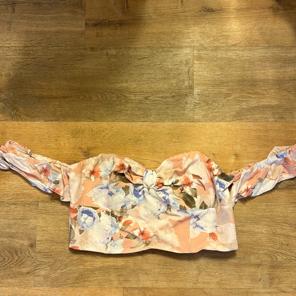 Express Floral Ruffle Off The Shoulder Crop Top - Picture 4 of 8